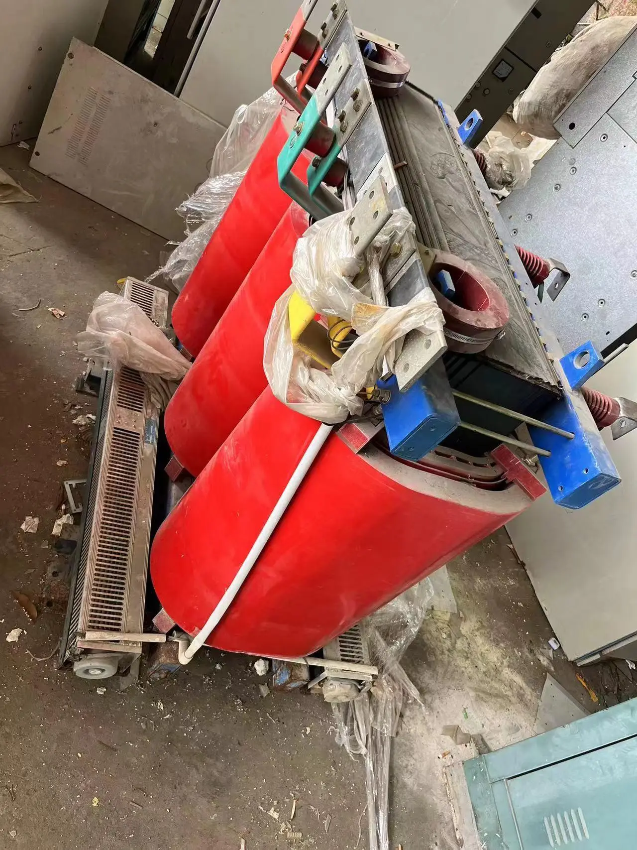 深圳市鑫進發(fā)再生資源回收有限公司：舊變壓器回收價格透明，二手變壓器回收專業(yè)先驅(qū)者