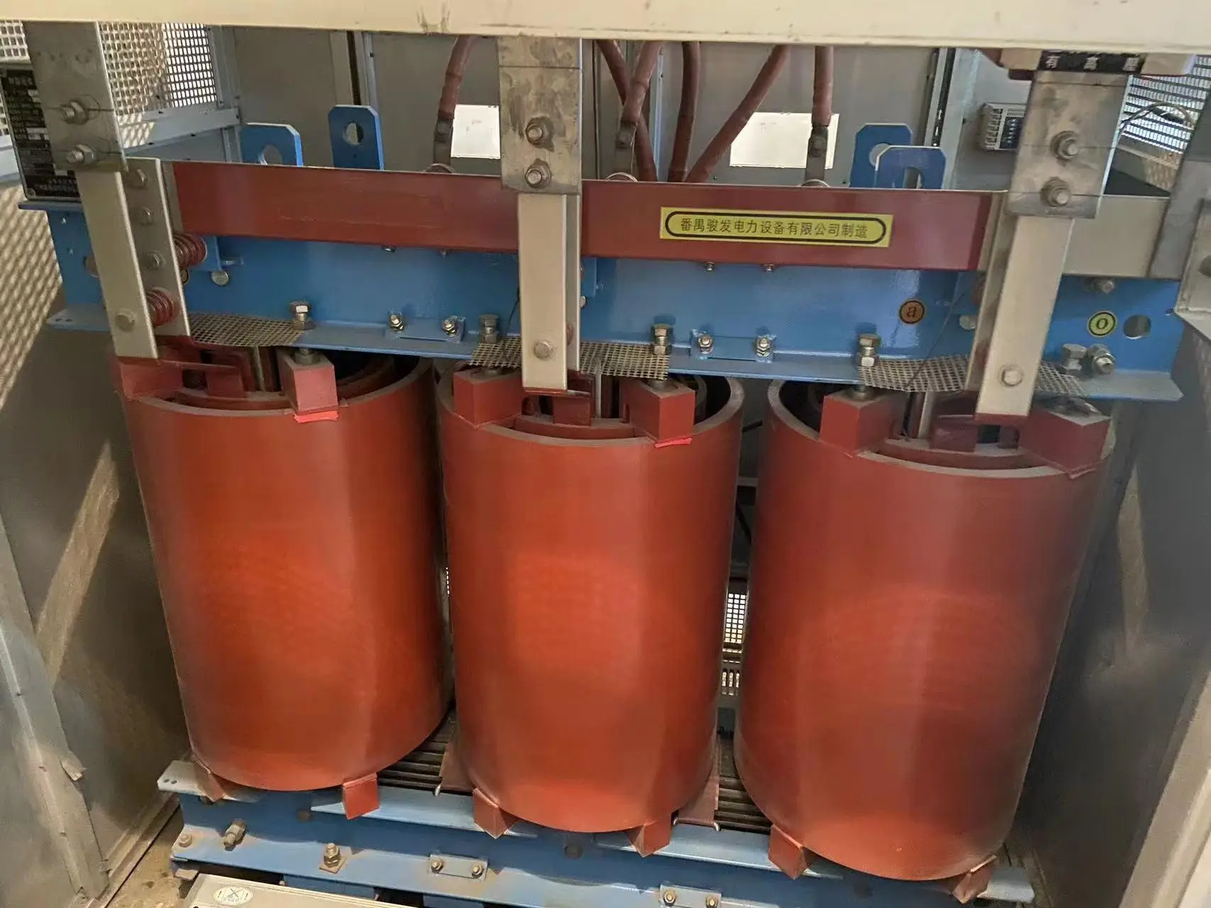 舊變壓器回收就選深圳市鑫進發(fā)再生資源回收有限公司，專業(yè)回收多類變壓器，價格合理服務優(yōu)